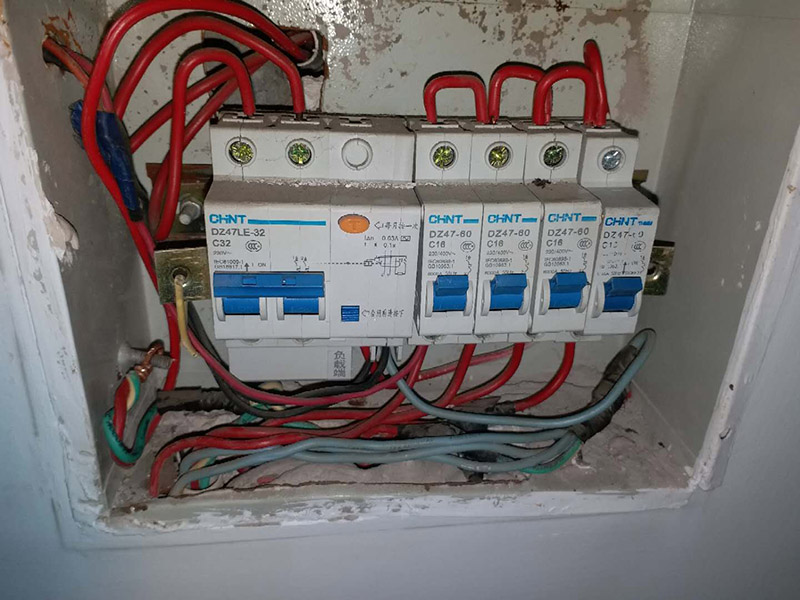 家里停電了在婁底應(yīng)該找哪家維修公司，婁底家庭電路燒壞了維修多少錢