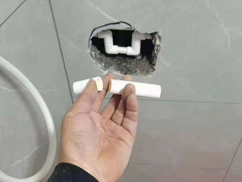 上海家庭水管漏水維修，上海室內(nèi)水管修理，上海廚衛(wèi)水管漏水處理