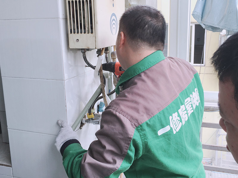 深圳墻體滲水怎么修好，深圳墻體怎么確定是滲水