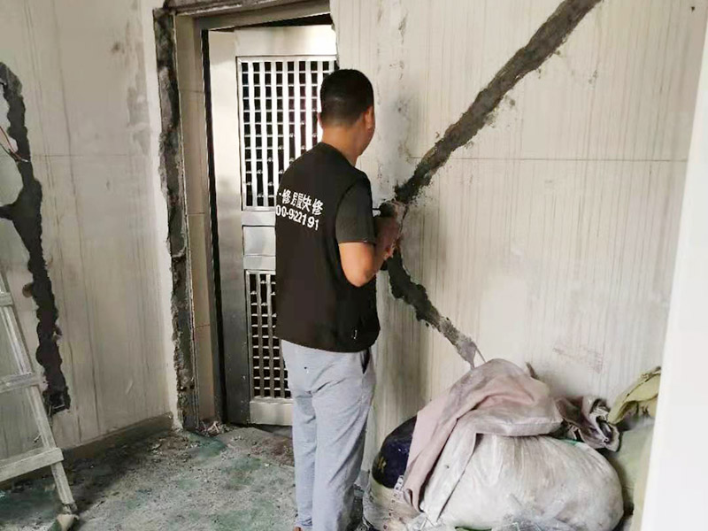 武漢修水管的師傅哪里找，是應該找游擊隊師傅還是維修公司的師傅